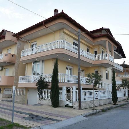 Artisti Elena Apartment Paralia Katerinis Exterior photo