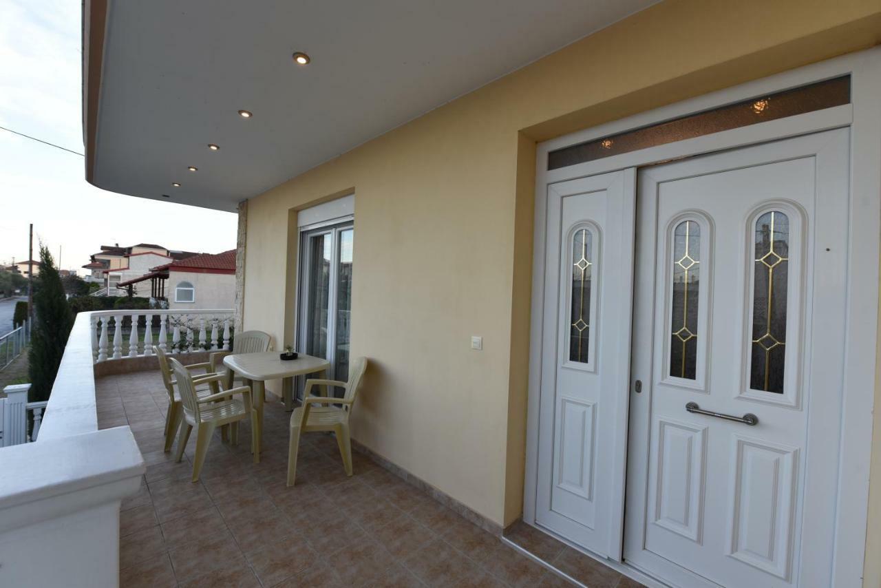 Artisti Elena Apartment Paralia Katerinis Exterior photo